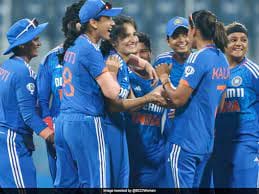 ইংল্যান্ডের মাটিতে ইংল্যান্ডকে হারিয়ে টি-টোয়েন্টি সিরিজ জিতল ভারতের মেয়েরা