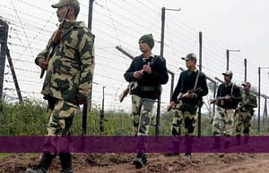 কেন্দ্রীয় পুলিশের ৫ বাহিনীতে ৩৯৮ Central Police Force Picture