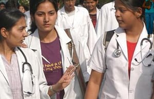 সফদরজঙ্গ হাসপাতালে ৪৩২ সিনিয়র রেসিডেন্ট Junior-Resident Delhi