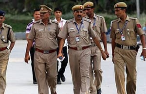 কলকাতা পুলিশে ৩০ অবসরপ্রাপ্ত কর্মী Rail Police Picture