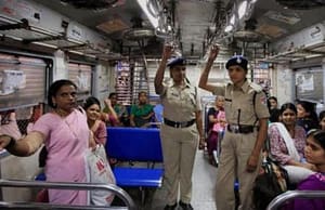 রেলে ৮৬১৯ মহিলা কনস্টেবল নিয়োগে সংশোধনী constable Rail