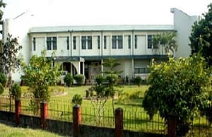 উত্তরবঙ্গ কৃষি বিশ্ববিদ্যালয় ১ ক্লার্ক, ১ অ্যাটেনডেন্ট uttar banga krishi viswavidyalaya job