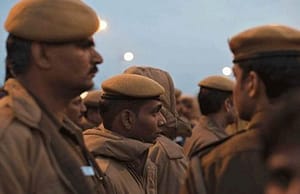 রাজ্যে ৮১৬ মাধ্যমিক পুরুষ-মহিলা জেল ওয়ার্ডার নিয়োগের আবেদন শুরু